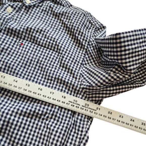 Tommy Hilfiger Men’s Checkered Button Down Shirt Size M - Picture 7 of 7